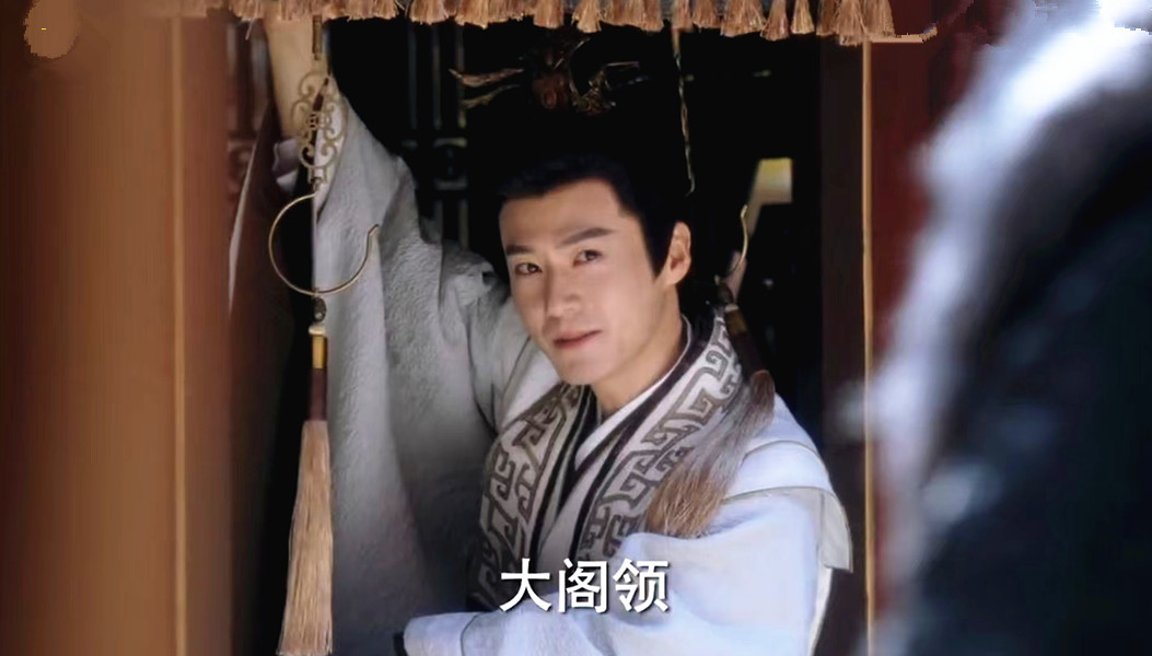 男帅女美!稀巴烂的暑期档终于杀出来一部古偶黑马