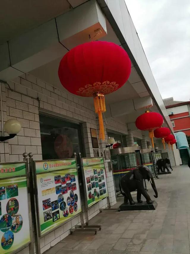 省部级单位的食堂是怎么样的？就餐环境优雅，菜品丰富物美价廉