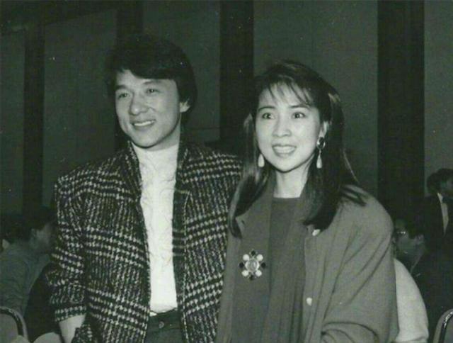 被成龙“爱过”的4位女星，个个气质迷人，来看看你认识几个？