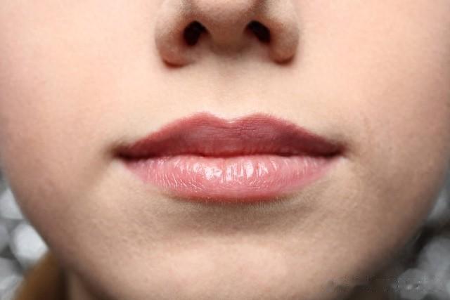 1个中成药，胜过血府逐瘀，堪称去污剂，清一身淤堵，通全身气血