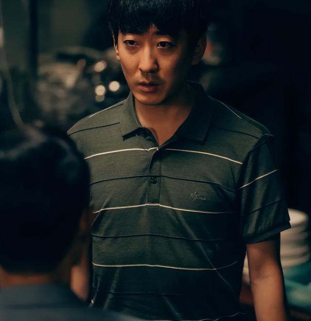 丢大人!挑战周星驰翻拍《九品芝麻官》,首映日票房只有1300块