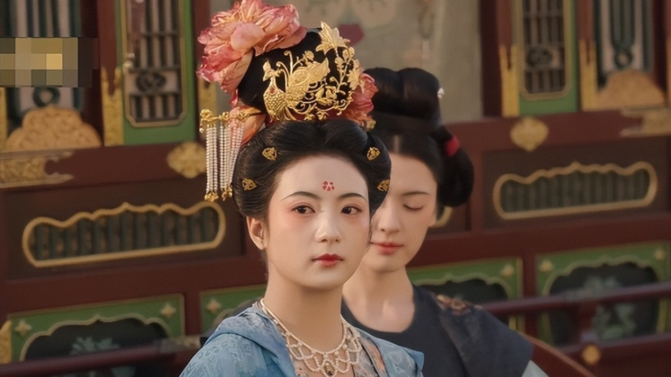 《国色芳华》：虎背熊腰却要演“高门贵女”，是谁的审美出了问题