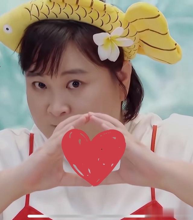 减重100斤之后贾玲反弹了？只因一个背影被网友质疑