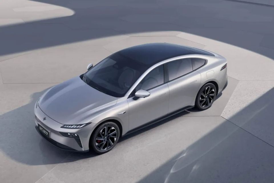 轴距近3米的轿跑车，续航达1300km，仅售13万多，还要啥比亚迪汉？