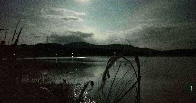 死鱼正口,丢竿就走。今天要讲的这个故事是关于钓鱼的。