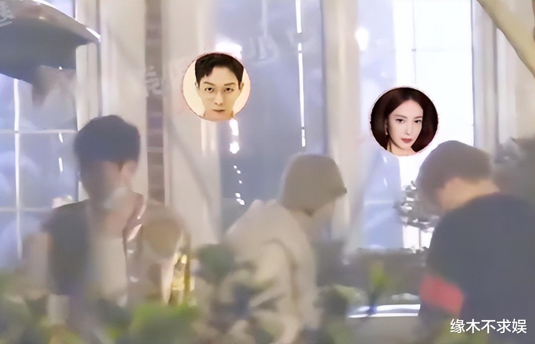 金晨拎礼物拜访胡夏父母！细节看出胡夏太贴心，双方粉丝却吵翻天