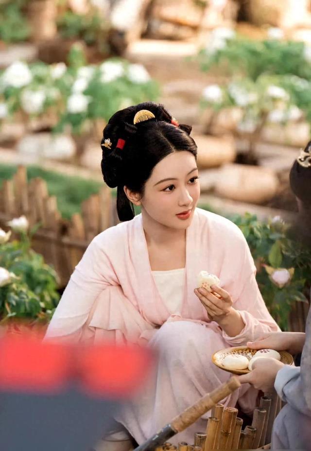 杨紫、李现、肖战、马龙、金秀贤、易烊千玺、王一博、孙俪等