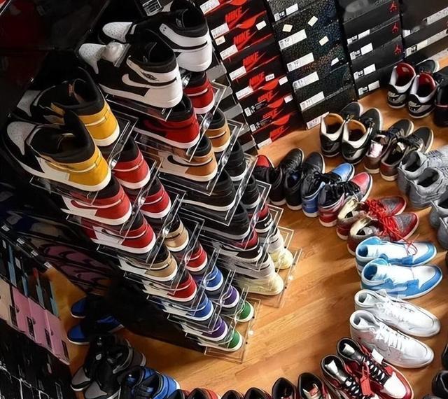 九成都是假貨！利潤(rùn)率高達(dá)2400%，消費(fèi)者卻還心甘情愿“被宰”