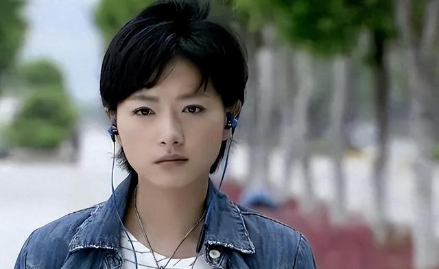 当红明星被“潜规则”7次 事业巅峰期意外生子，生父是谁仍然是谜