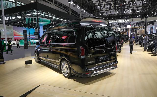 新车  售价108万元起2.0T 7座中大型MPV，2025款卡升威霆上市