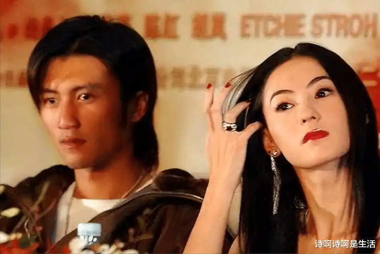 像狗一样表忠乞求?前经纪人曝张柏芝不堪一面,她的报复大快人心