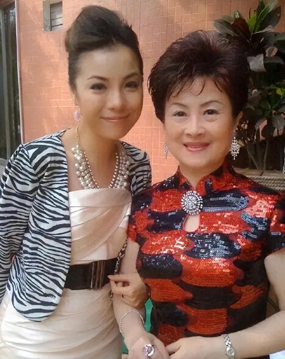 《外来媳妇本地郎》当中的四个40后女演员,她们一直从年轻美到老