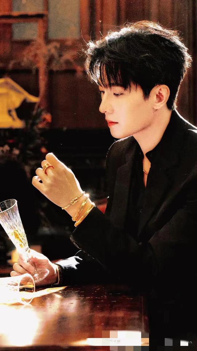 最帅男神重新洗牌,原生态帅哥登顶,李现第8林更新第6吴磊5肖战3