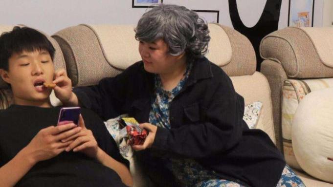 家长注意：这3类孩子大学毕业后，容易在家“啃老”，请提前干预