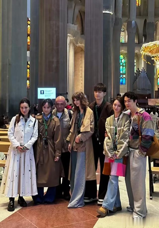 《妻子的浪漫旅行》巴塞罗那路透曝光，富太胡静穿的居然最普通