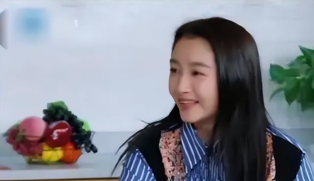 鹿晗公开道歉后再起风波,多方惨遭牵连,关晓彤说的一点都没错