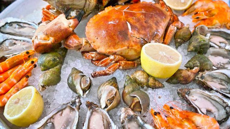 春天吃海鲜，教你如何挑选：海虹花蛤少吃，这4样更美味，正肥美