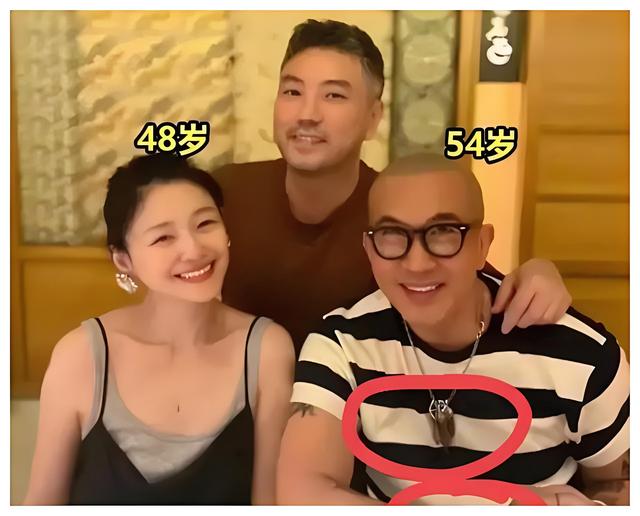 厉害了！汪小菲新女友已“收服”大S女儿，小玥儿穿衣风格都随她