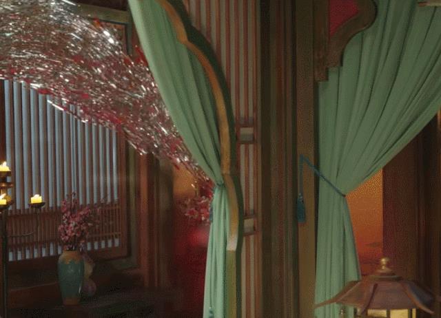 28岁虞书欣对比32岁祝绪丹，老天赏饭吃与科班毕业的演技一目了然