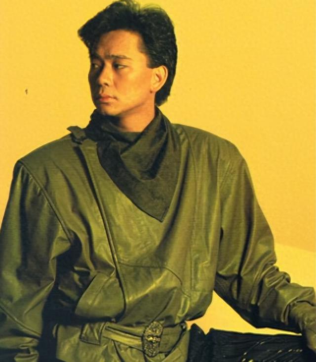 曾与四大天王齐名,和富婆在一起十年后变痴傻,看破红尘当了和尚