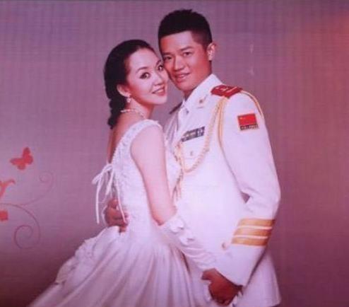 一个嫁经纪人,一个娶新疆女孩,曾毅玲花组合27年活该成传奇