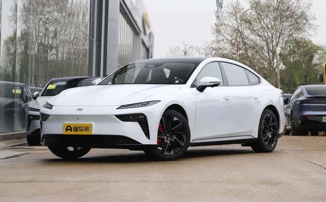 新车  11.99万元起，东风奕派eπ007eπ008限时售价公布