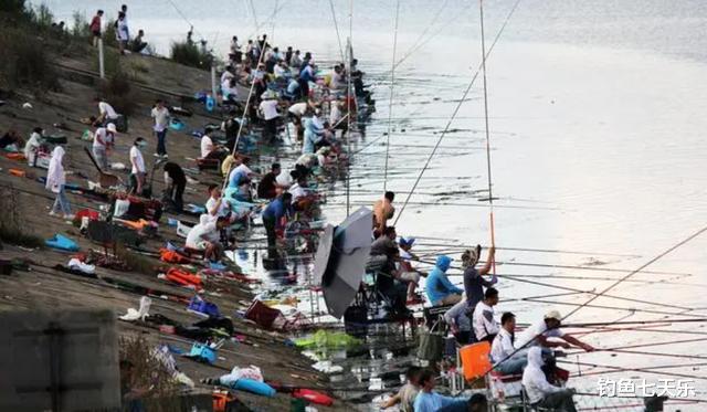 钓鱼还是“搬砖”?2024年垂钓行业将面临“大洗牌”