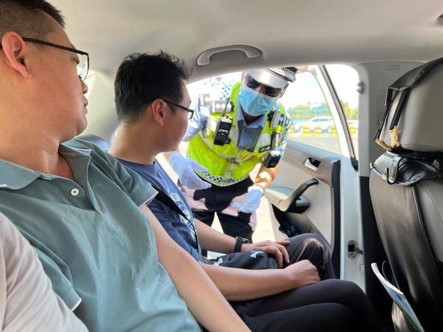 严查这一违法，10辆车有9辆中招！交警：这一交规被很多人忽略了
