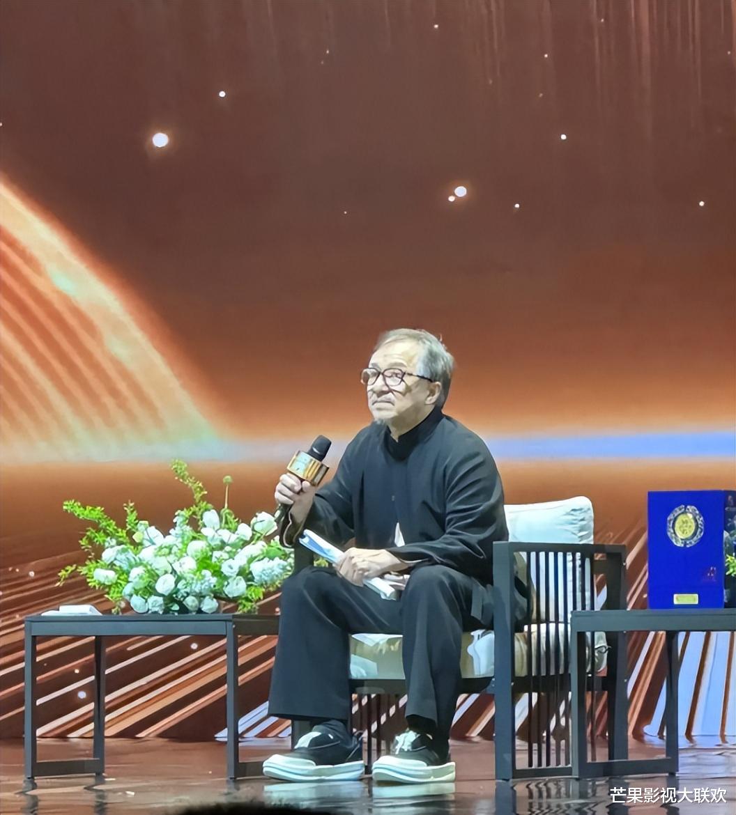 功夫四大之王现状:一个离世,一个患病,一个坐轮椅,他依旧风光