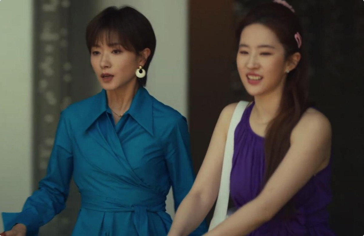 刘亦菲不叫美!看了“黄亦玫”原型的美照,才知道什么叫天生尤物