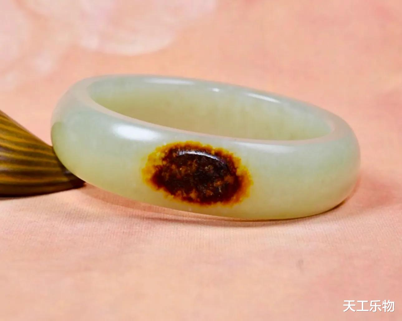 真假难辨和田玉！如何判断籽料皮色是否天然？