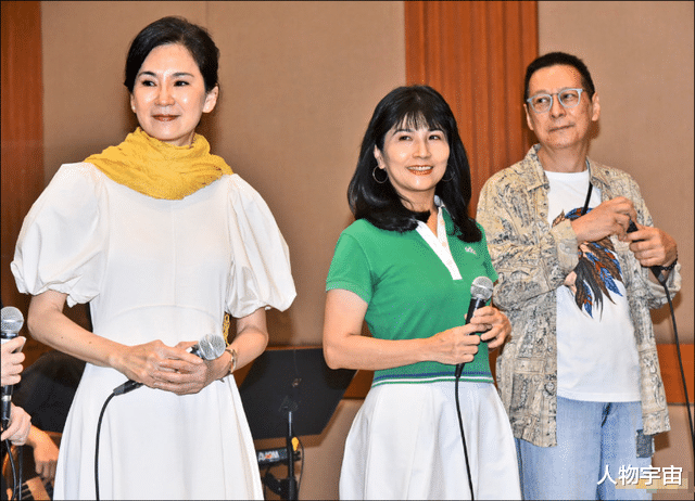 她是昔日台湾玉女歌手，事业巅峰嫁人生俩帅儿子，如今仍有异性约