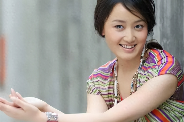 央视“最风流”女主持:将2个有妇之夫玩弄于股掌,如今怎样了?