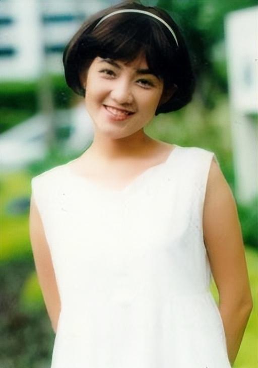 为爱不婚不育、割掉子宫的31岁女明星范晓萱，如今怎样了？