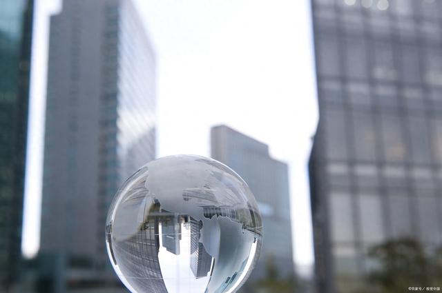 只会做管理的人，当不好领导