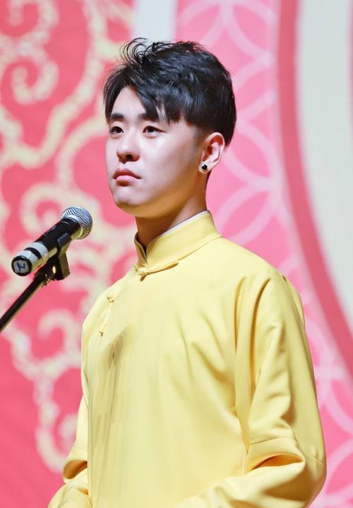 张云雷羽翼渐丰,离别时刻到来,郭德纲也难留住他的脚步