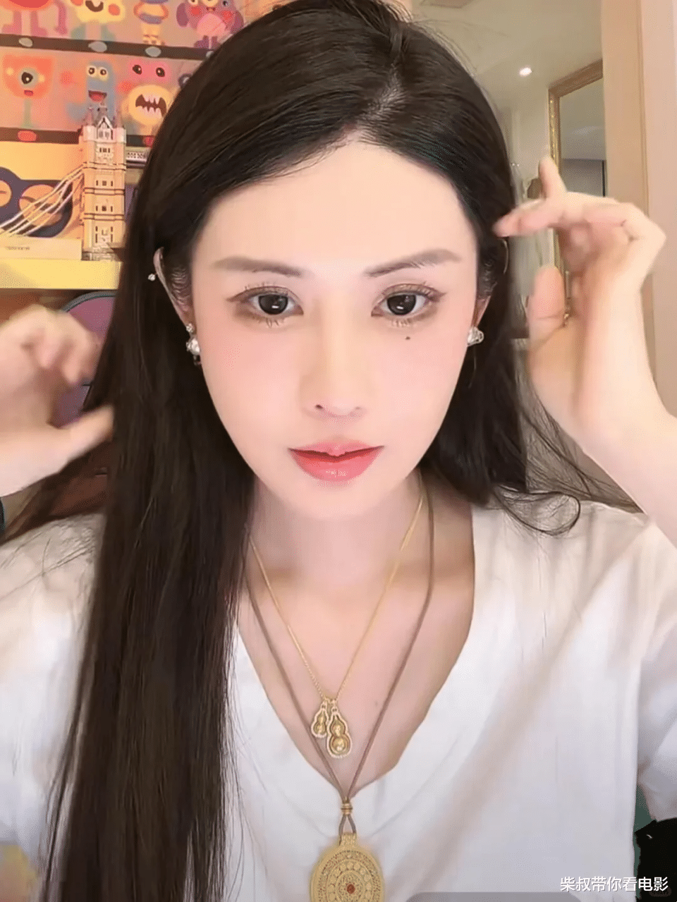 叶珂“塌房”后,另一个更高段位“捞女”逆风翻盘,王思聪直呼:高端玩家