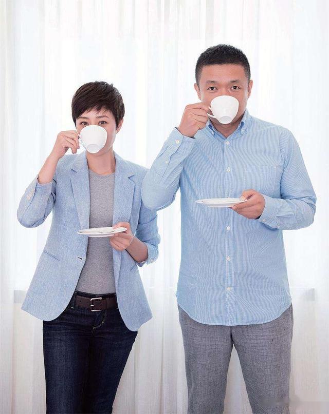 张龄心:坚持不育不婚18年,退休就去养老院,如今她打了自己的脸