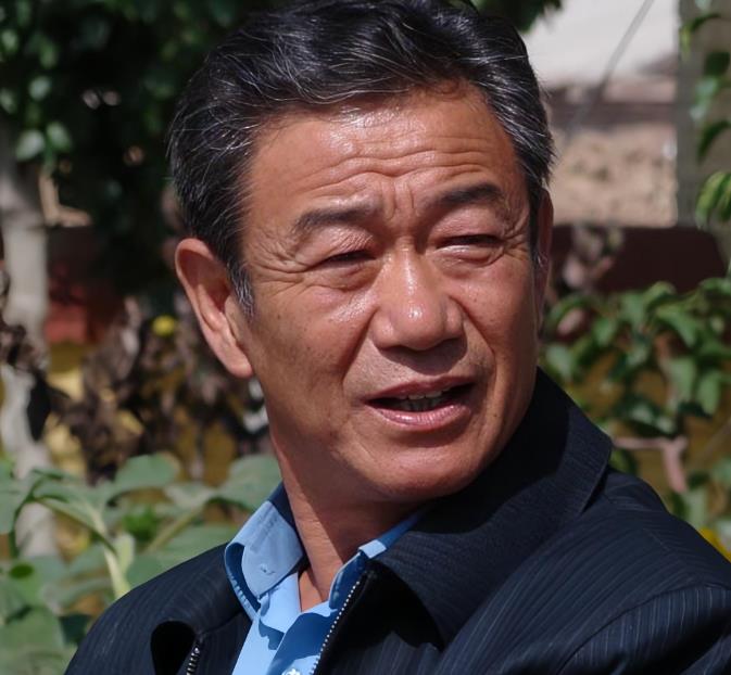 《大宅门》再也见不到的7个演员，以为退休享福，其实已悄然离逝