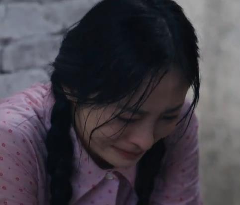 正午阳光《小巷人家》：当配角太惊艳时，主角可以去打酱油了