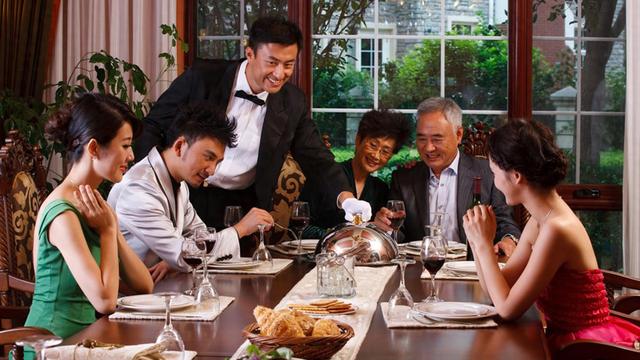 大S离世背后：一个人气运的耗尽，是有迹可循的