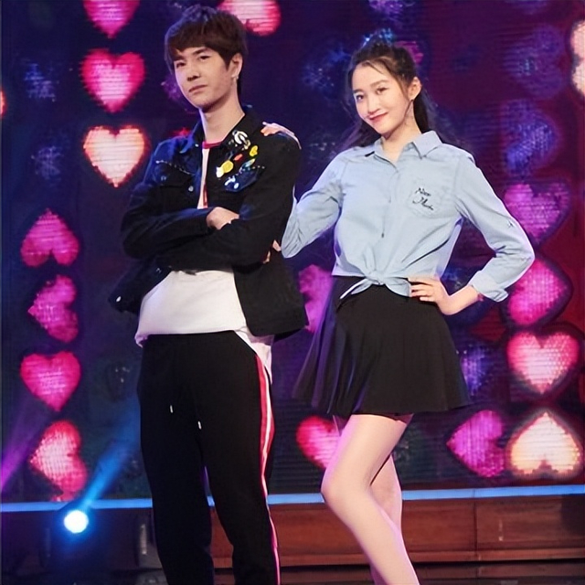 事实证明,和鹿晗挺过七年之痒的关晓彤,已经走上了另一条道路!