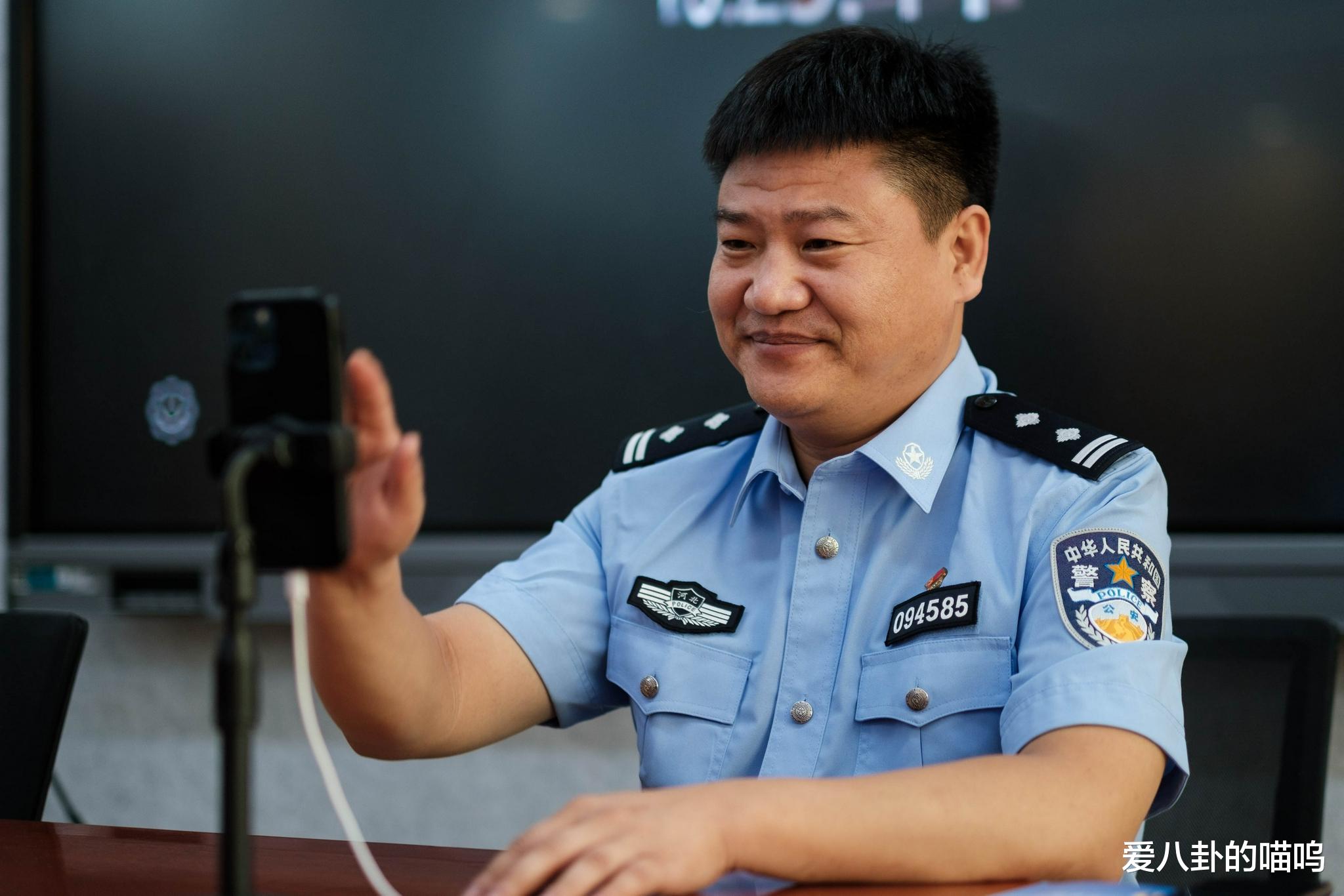 反诈老陈最新采访，表示自己可能彻底倒下了，网友：挺有自知之明