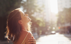 我对儿媳百般挑剔，导致无人养老，重来一世，我大手一挥：儿媳，买买买！