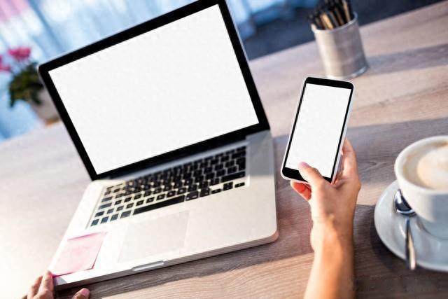 苹果手机里的照片如何导入电脑