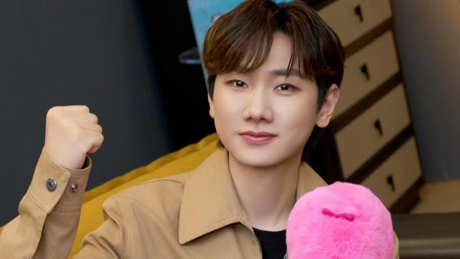 8天会3女，顶流男歌手被曝大瓜，视频已流出，正主火速出手