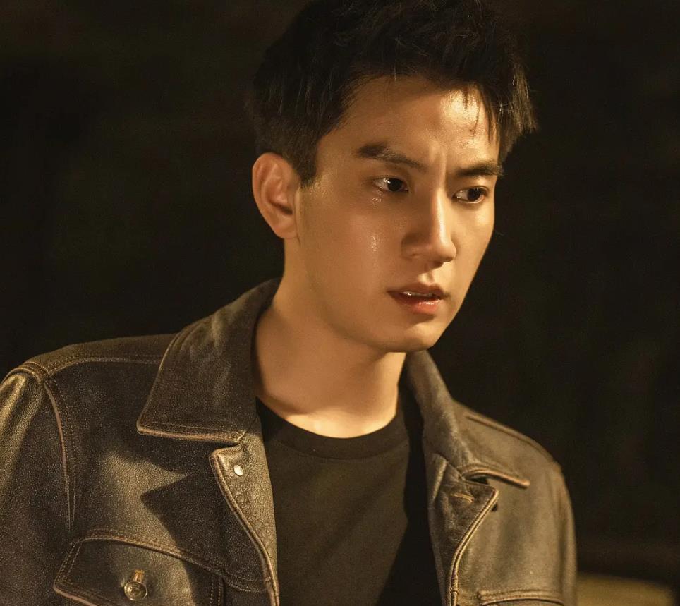 央视《雪迷宫》开播,连看2集后,我要说:央视这回又淘到宝了