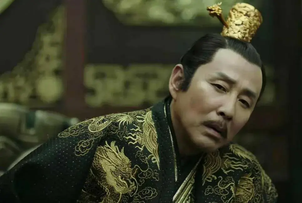 《庆余年》：庆帝为何要杀叶轻眉？又是如何设局杀的她？