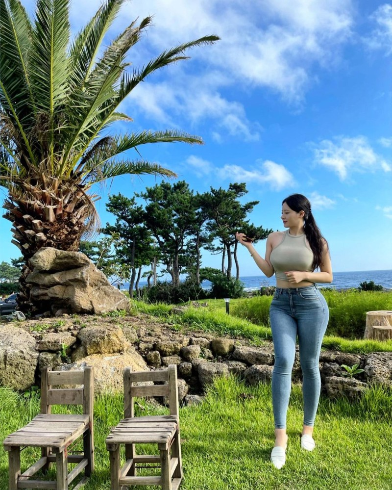 高尔夫女生，微胖身材惹人爱，120斤体重如何塑形