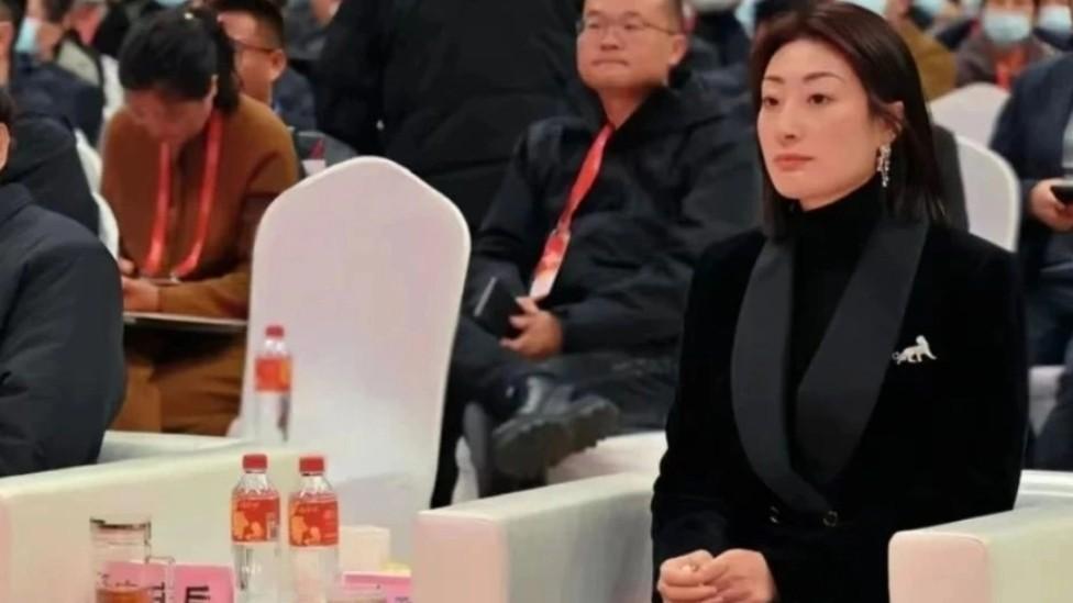 看完宗馥莉，再看孟晚舟，气质云泥之别，网友：这才是“富贵相”